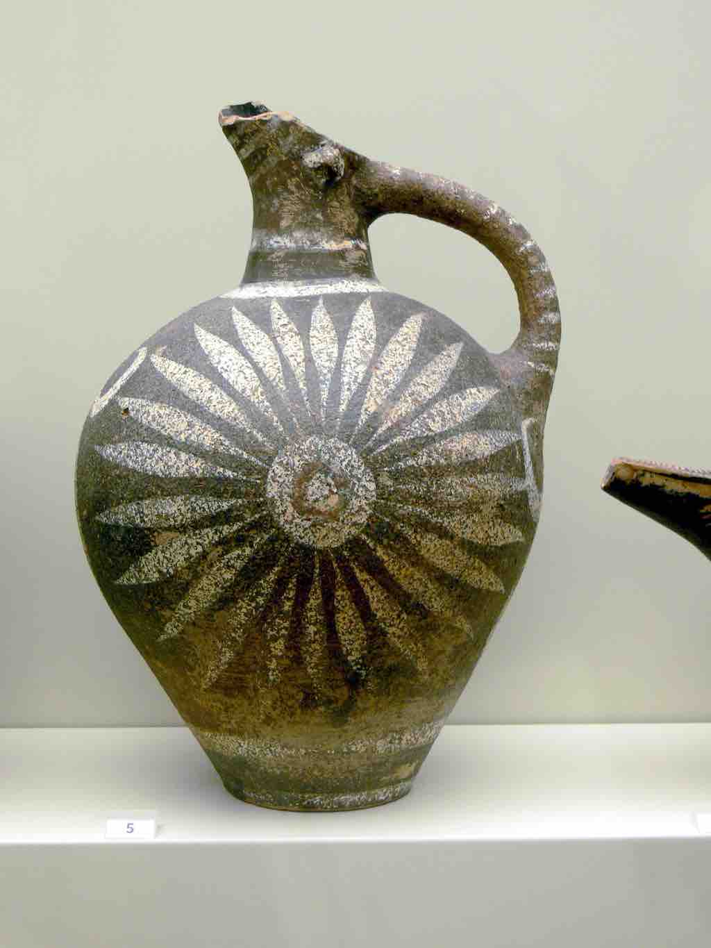 Kamera Ware Vessel