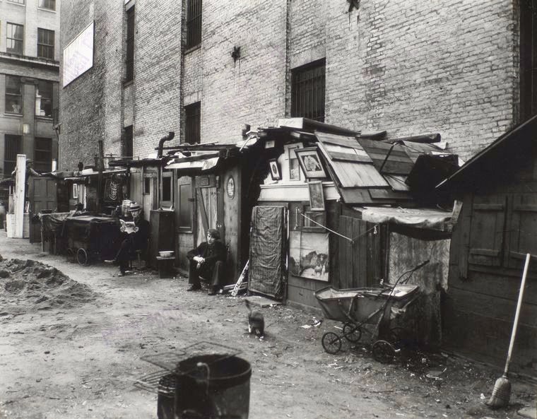 Hooverville in Manhattan, 1935