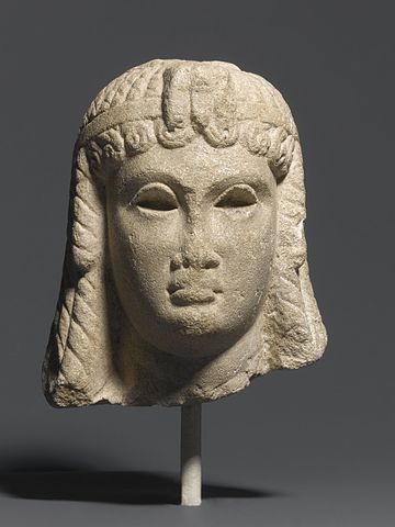 
Sculpture
of a Ptolemaic Queen, possibly Cleopatra VII (c. 50–30 BCE)

