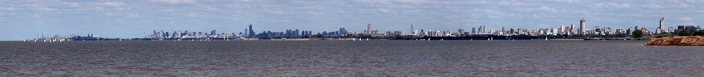 daytime skyline of a city